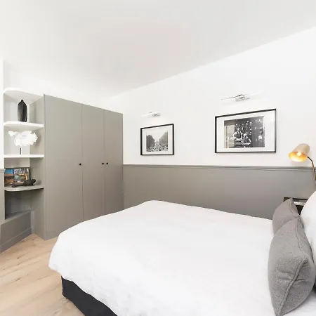 Livinparis - Luxury 3 Bedrooms Le Marais Iii